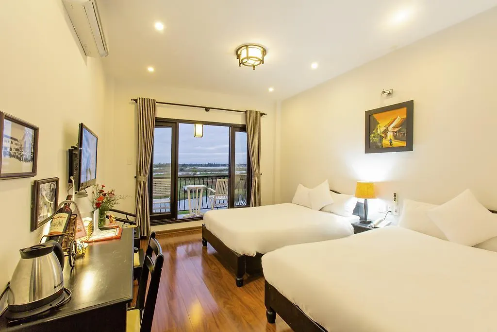 Riverside Impression Villa Хойан