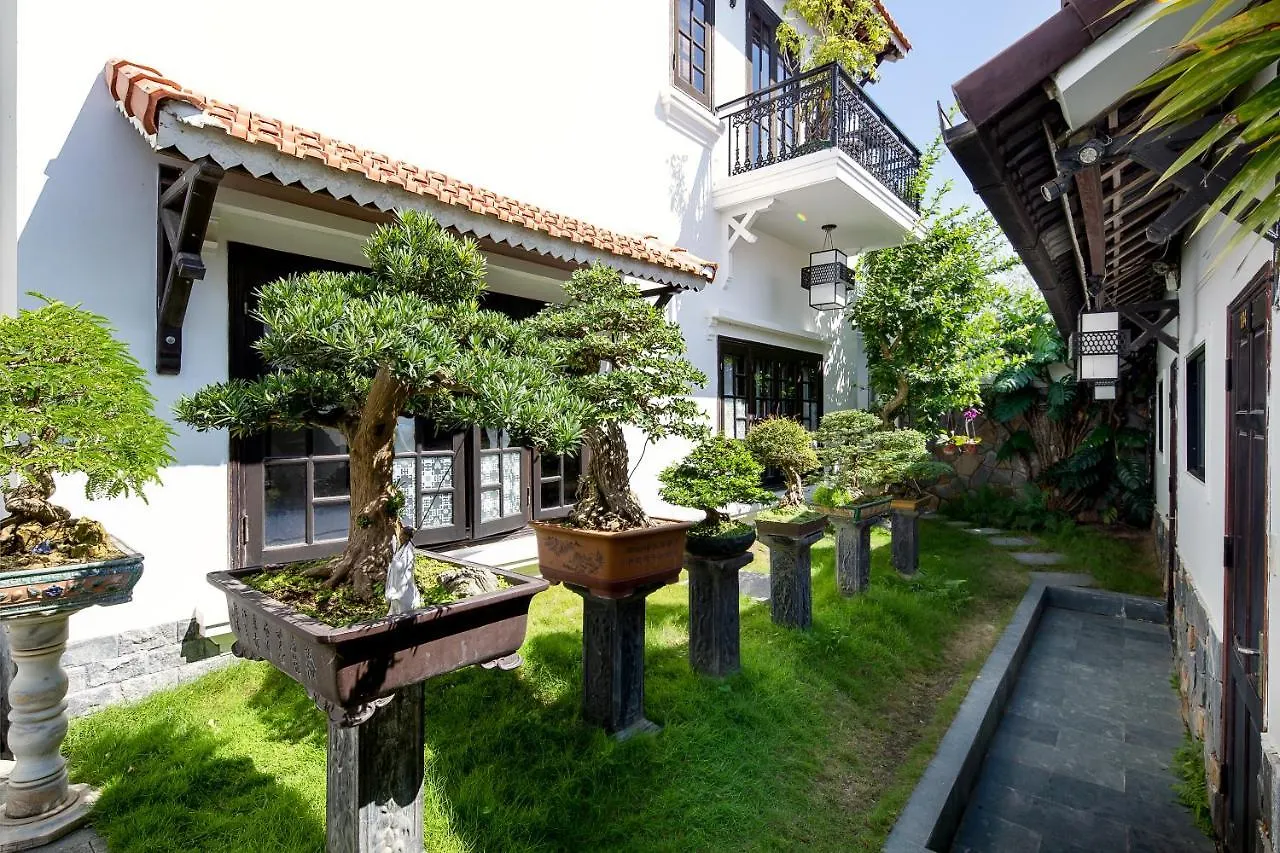 Riverside Impression Villa Хойан